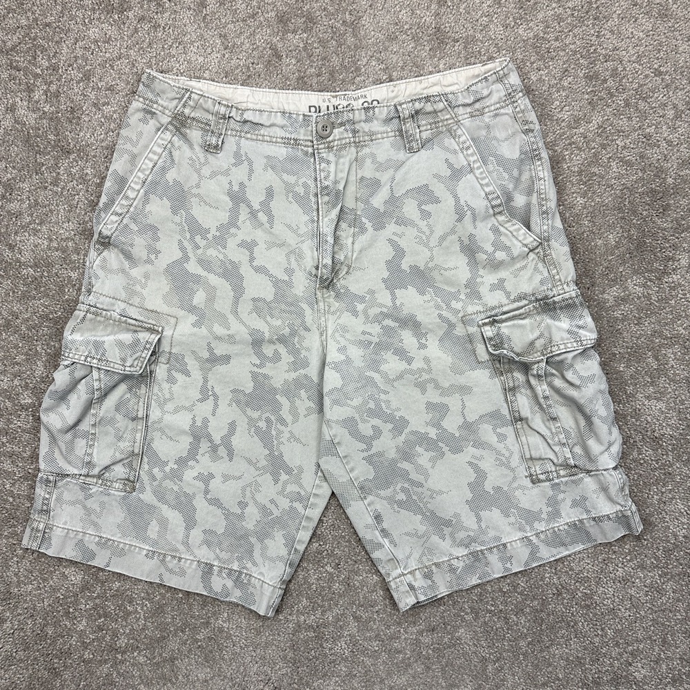 Vintage Y2K Plugg Co Camo Baggy Cargo Shorts Size 32